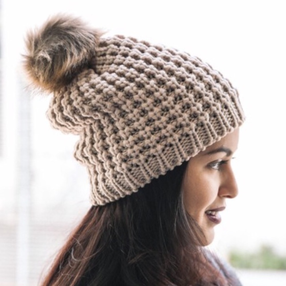 NWT Mocha Beanie - Picture 4 of 6